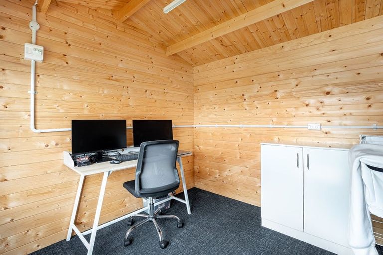 Photo of property in 10 Transom Close, Whitby, Porirua, 5024