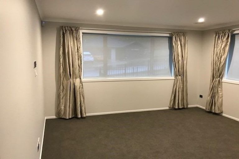 Photo of property in 102 Melksham Drive, Churton Park, Wellington, 6037