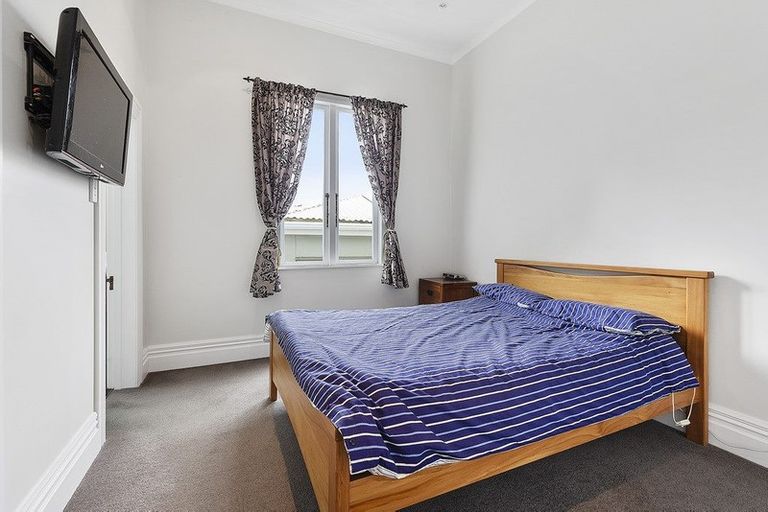 Photo of property in 100 Ellice Street, Mount Victoria, Wellington, 6011