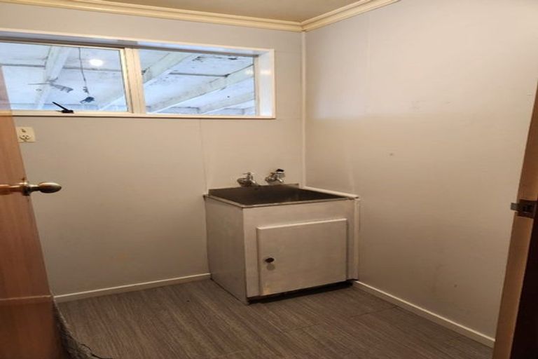 Photo of property in 46 Dundee Place, Strathern, Invercargill, 9812