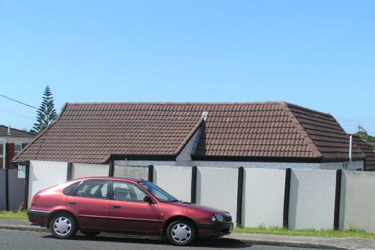 Photo of property in 1/177 Forrest Hill Road, Forrest Hill, Auckland, 0620