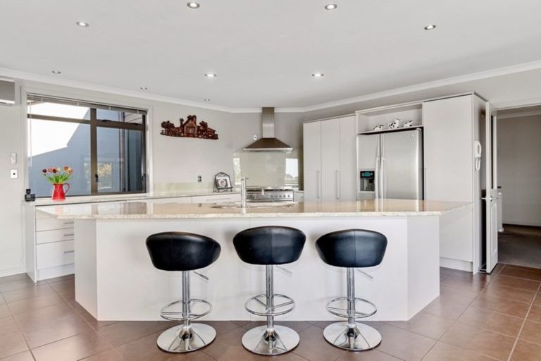 Photo of property in 2 Parnwell Place, Ohauiti, Tauranga, 3112