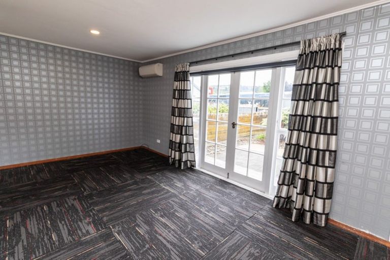 Photo of property in 11 Eldon Grove, Taita, Lower Hutt, 5019