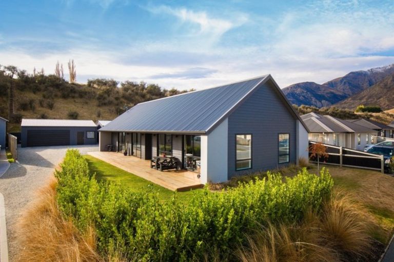 Photo of property in 96 Risinghurst Terrace, Lower Shotover, Queenstown, 9304