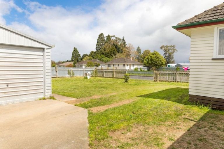 Photo of property in 31 James Street, Dannevirke, 4930
