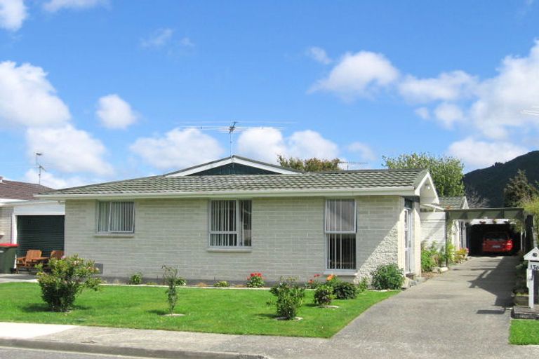 Photo of property in 13a Shanly Street, Brown Owl, Upper Hutt, 5018