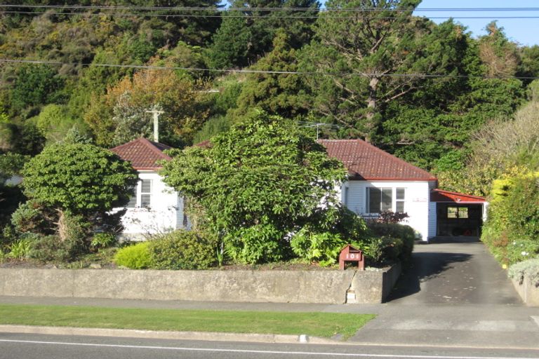 Photo of property in 101 Stokes Valley Road, Stokes Valley, Lower Hutt, 5019