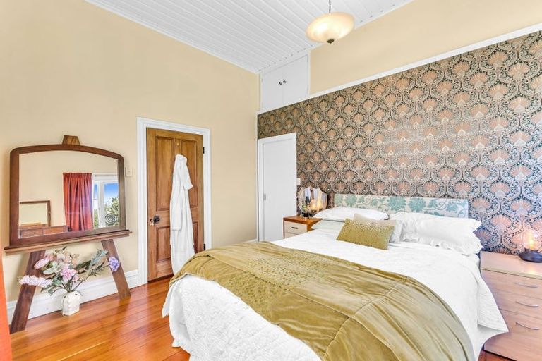 Photo of property in 12 Harris Street, Waitara, 4320