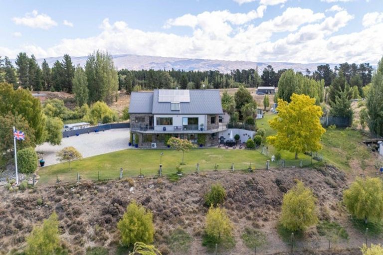 Photo of property in 233 Letts Gully Road, Letts Gully, Alexandra, 9393