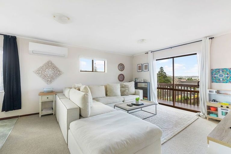 Photo of property in 1/3 Karaka Street, New Lynn, Auckland, 0600