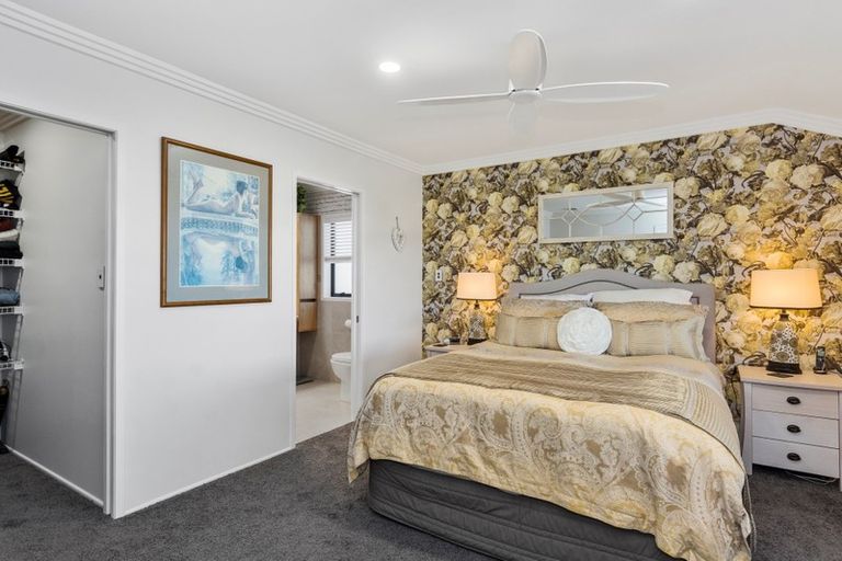 Photo of property in 30 Nicole Place, Papamoa Beach, Papamoa, 3118