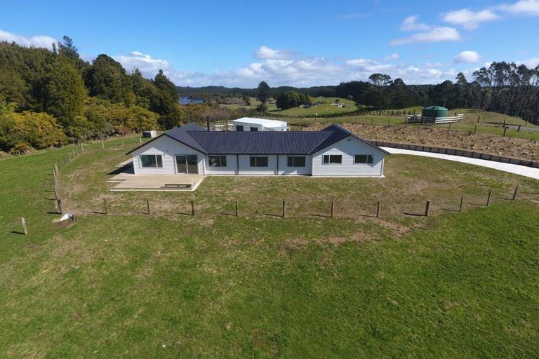 Photo of property in 65 Lagoon Road, Hamurana, Rotorua, 3096