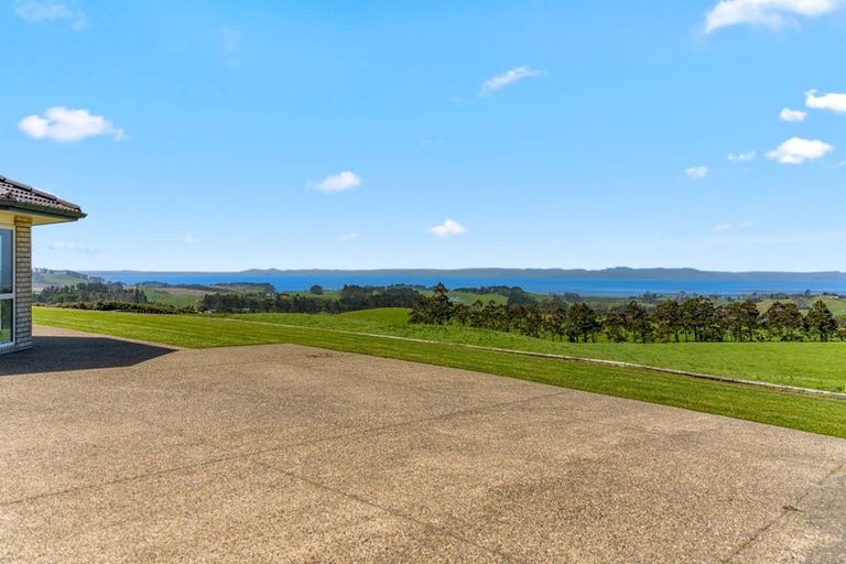 Photo of property in 107 Fuller Road, South Head, Helensville, 0874