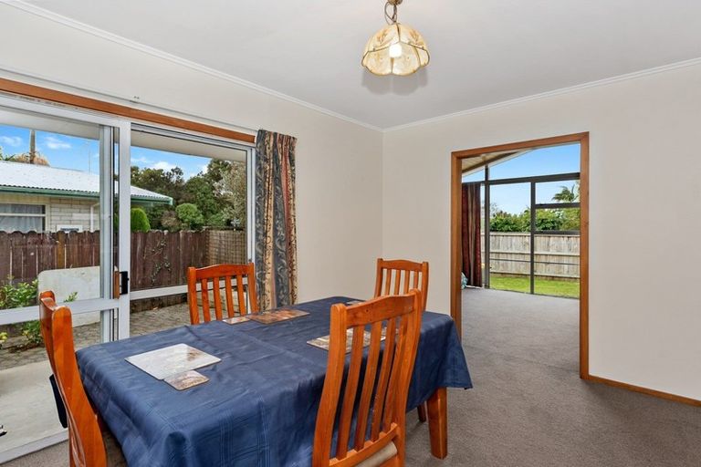 Photo of property in 15 Totara Drive, St Andrews, Hamilton, 3200
