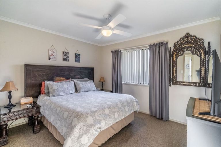 Photo of property in 7 Crowther Crescent, Heidelberg, Invercargill, 9812