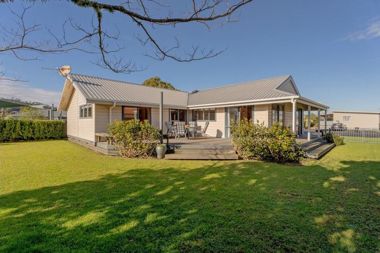 Photo of property in 3 School Road, Whitianga, 3510