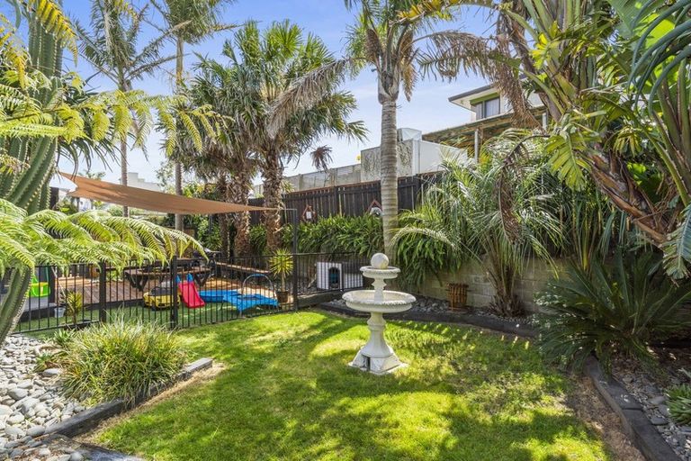 Photo of property in 34 Percy Road, Papamoa Beach, Papamoa, 3118