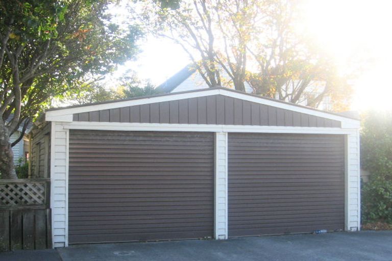 Photo of property in 4 Willoughby Street, Woburn, Lower Hutt, 5010