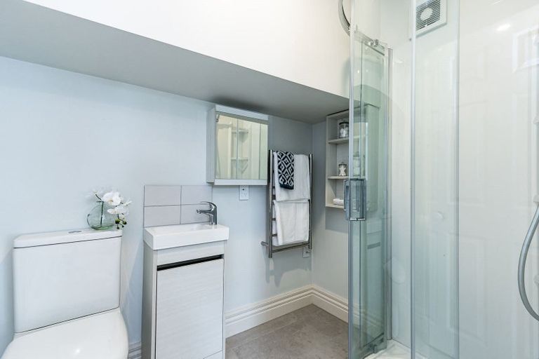 Photo of property in 12b Hobson Street, Thorndon, Wellington, 6011