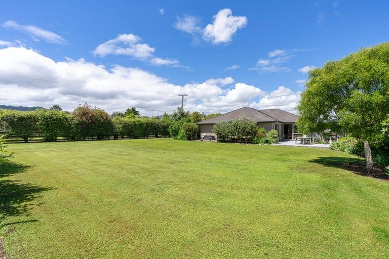 Photo of property in 1087 Queen Street East, Levin, 5571