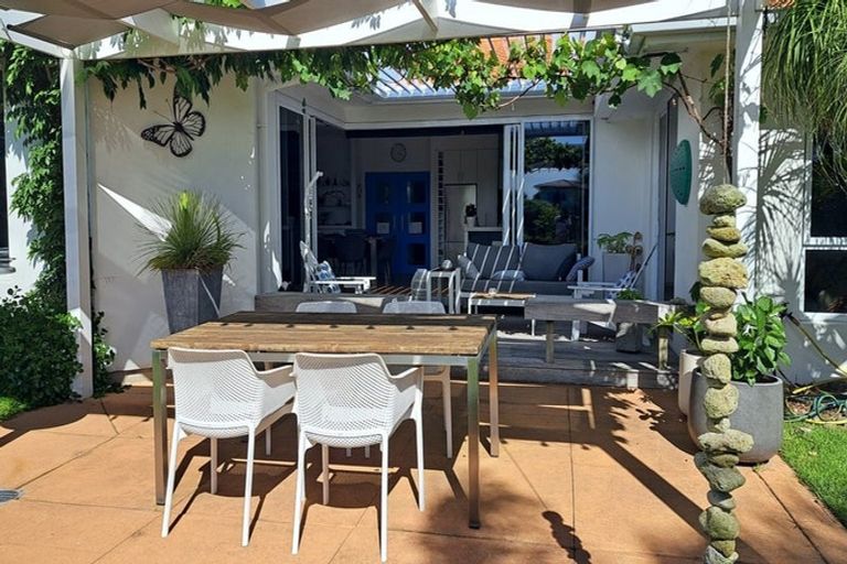 Photo of property in 151 Oriental Parade, Papamoa Beach, Papamoa, 3118