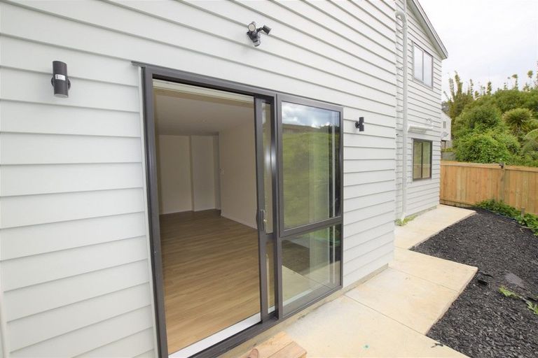 Photo of property in 71a Fruitvale Road, New Lynn, Auckland, 0600