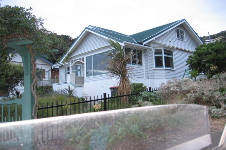 Photo of property in 12 Pinnacle Street, Seatoun, Wellington, 6022