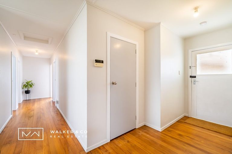 Photo of property in 15 Passive Grove, Ascot Park, Porirua, 5024