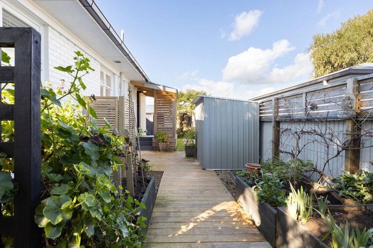 Photo of property in 23a Hemans Street, Leamington, Cambridge, 3432