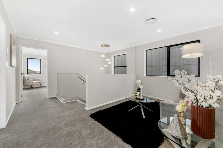 Photo of property in 3 Ripa Street, Flat Bush, Auckland, 2019