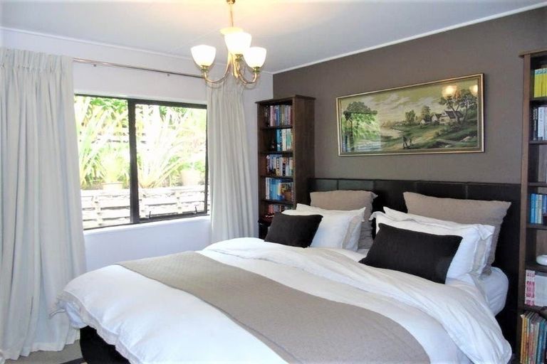 Photo of property in 35 Weggery Drive, Waikanae Beach, Waikanae, 5036