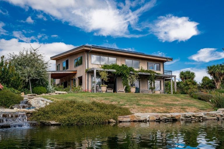 Photo of property in 15 Fort Place, Hawea Flat, Wanaka, 9382