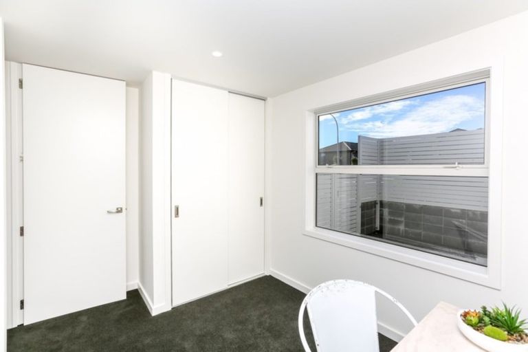 Photo of property in 54 Ainslee Street, Highlands Park, New Plymouth, 4312