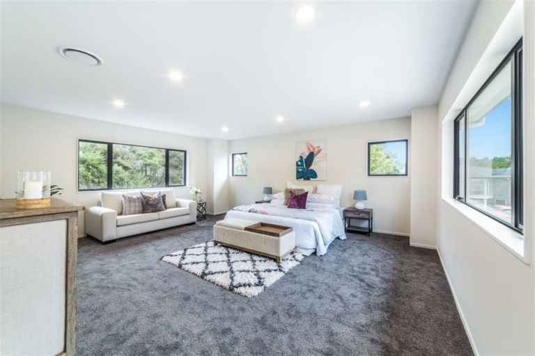 Photo of property in 49 Blacks Road, Greenhithe, Auckland, 0632