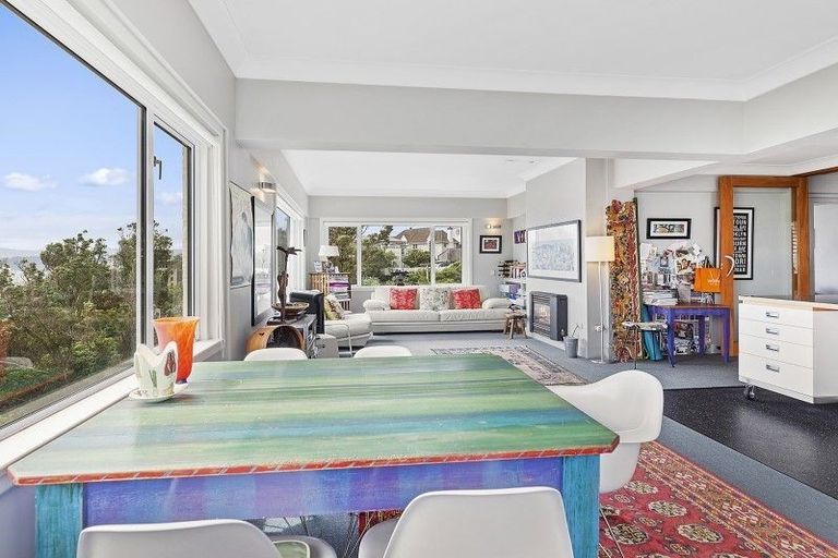 Photo of property in Samoa High Commission, 3/1 Wesley Road, Kelburn, Wellington, 6012