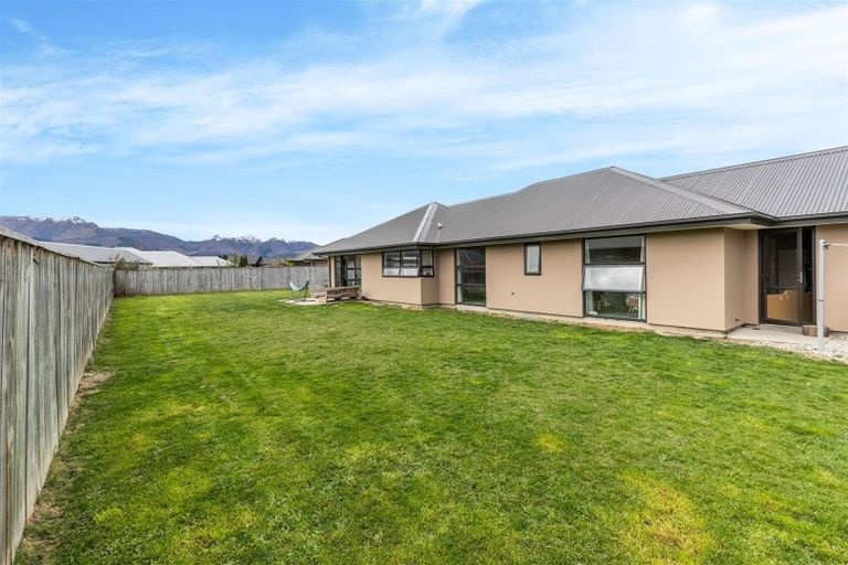 Photo of property in 13 Judge And Jury Drive, Lake Hayes, Queenstown, 9304