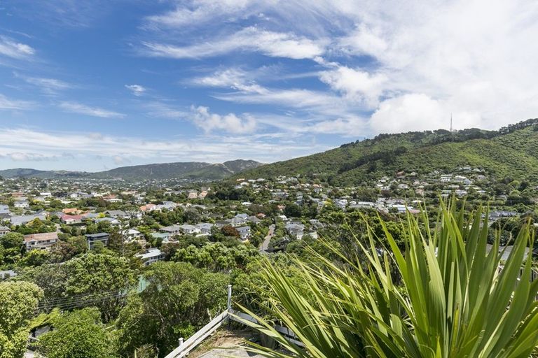 Photo of property in 81 Madras Street, Khandallah, Wellington, 6035