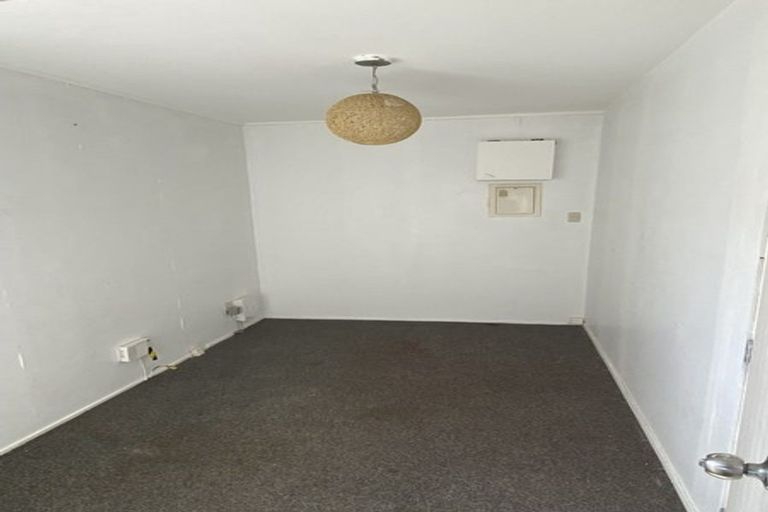 Photo of property in 8 Freyberg Avenue, Papatoetoe, Auckland, 2104