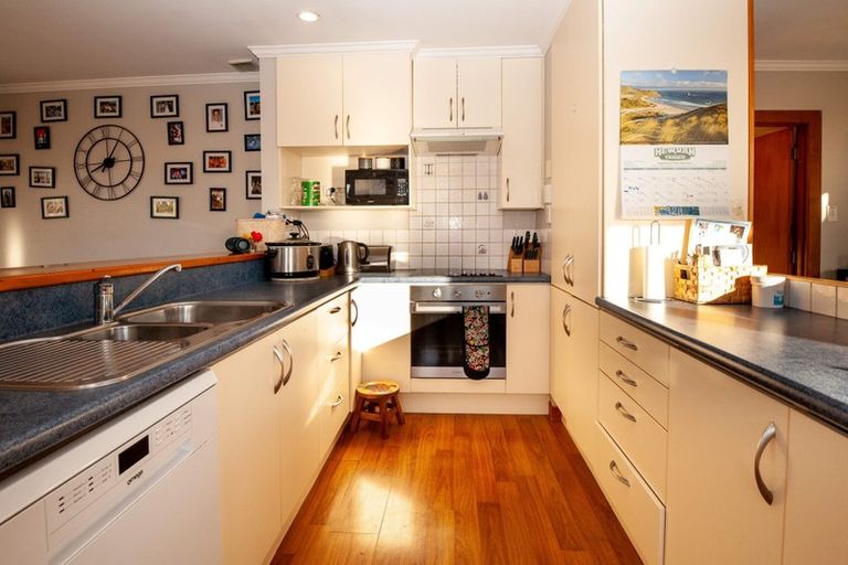 Photo of property in 14 Burraness Street, Palmerston, 9430