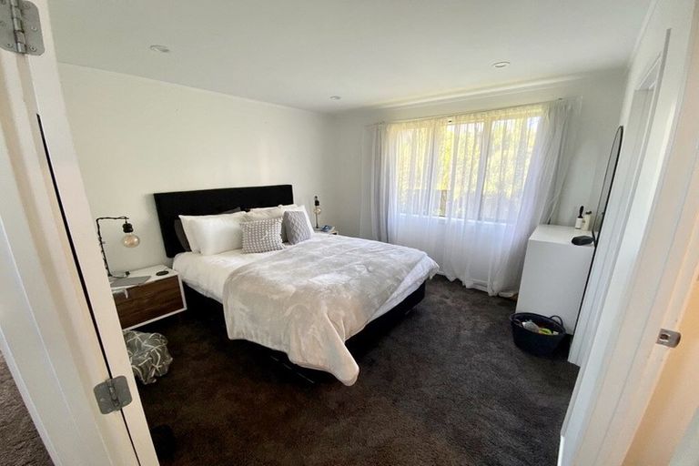 Photo of property in 17 Monte Cassino Place, Birkdale, Auckland, 0626