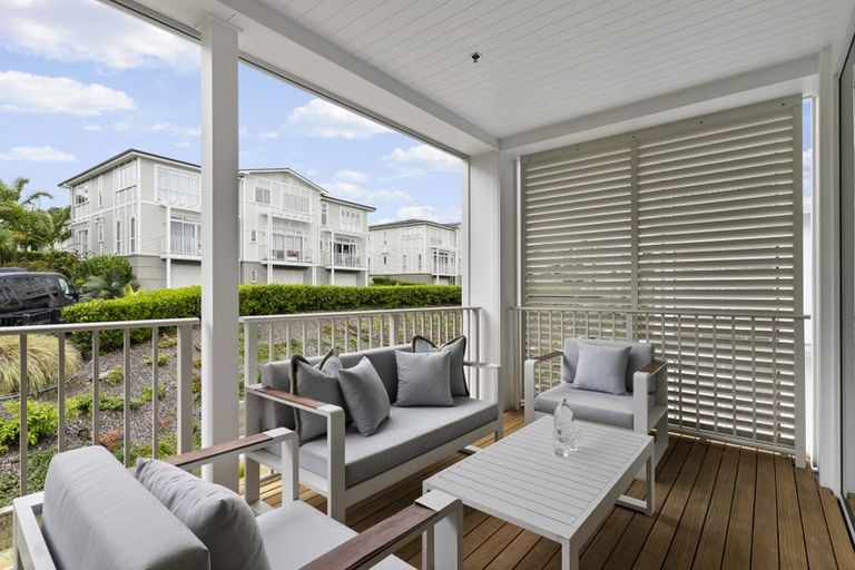 Photo of property in 121 Hibiscus Drive, Orewa, 0931