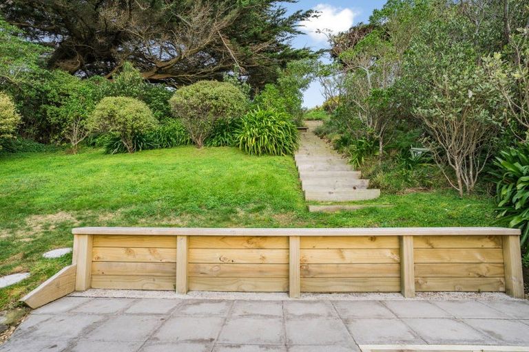 Photo of property in 41 Fraser Avenue, Johnsonville, Wellington, 6037