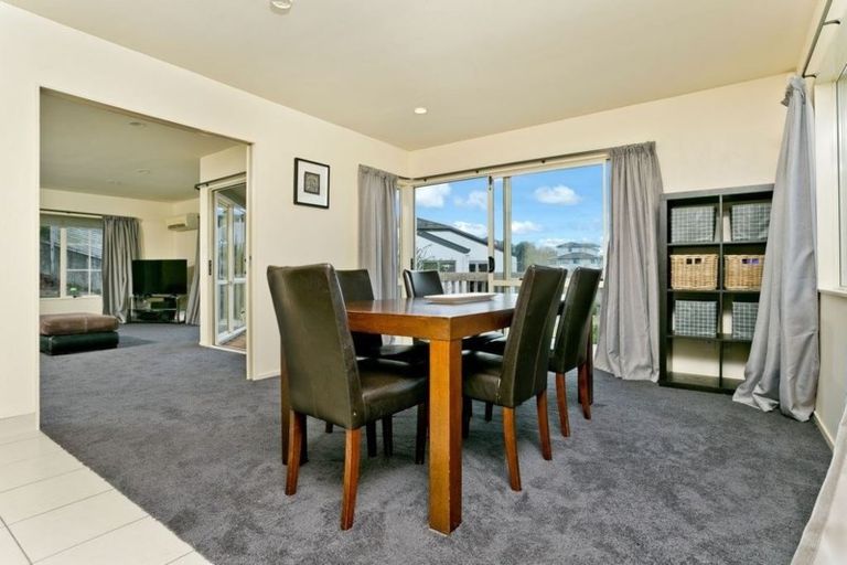 Photo of property in 21 Gretna Green, Browns Bay, Auckland, 0630