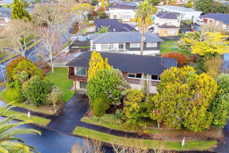 Photo of property in 57 Ray Small Drive, Pahurehure, Papakura, 2113