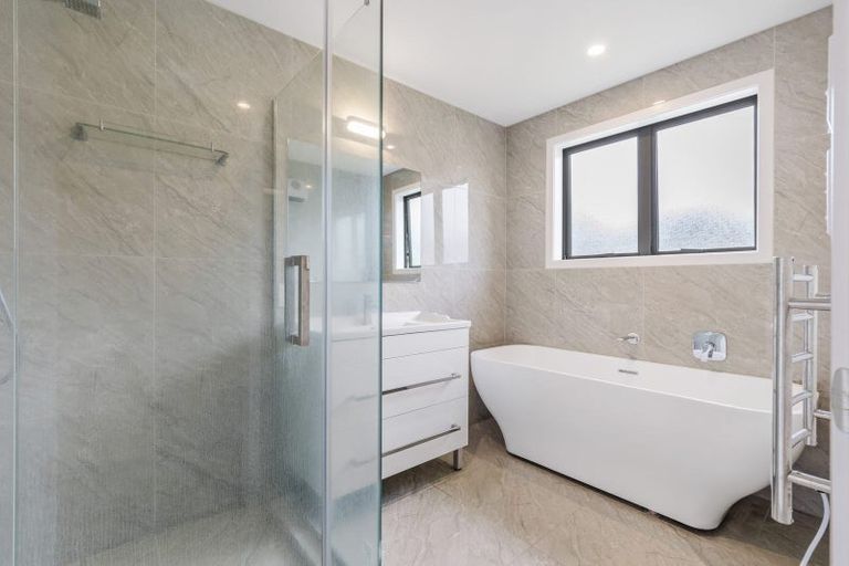 Photo of property in 62a Opaheke Road, Opaheke, Papakura, 2113