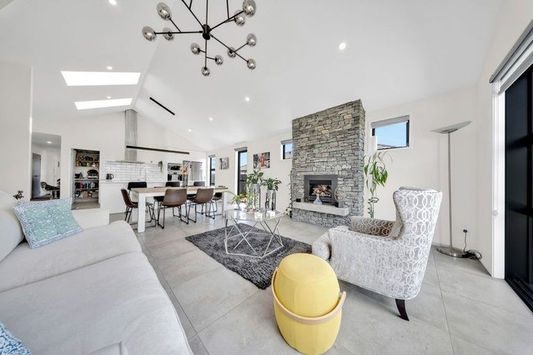 Photo of property in 63 Te Paea Avenue, Paerata, 2124