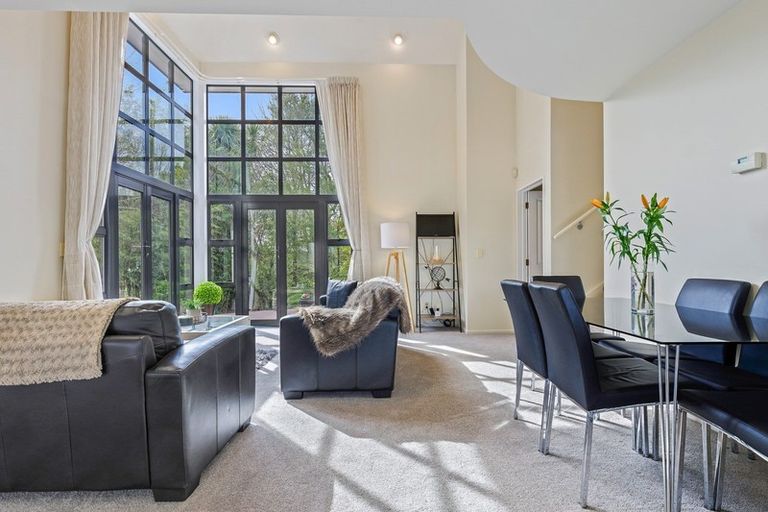 Photo of property in 366 Sawyers Arms Road, Harewood, Christchurch, 8051