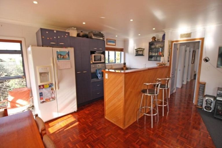 Photo of property in 85a Kon Tiki Road, Whiritoa, Whangamata, 3691