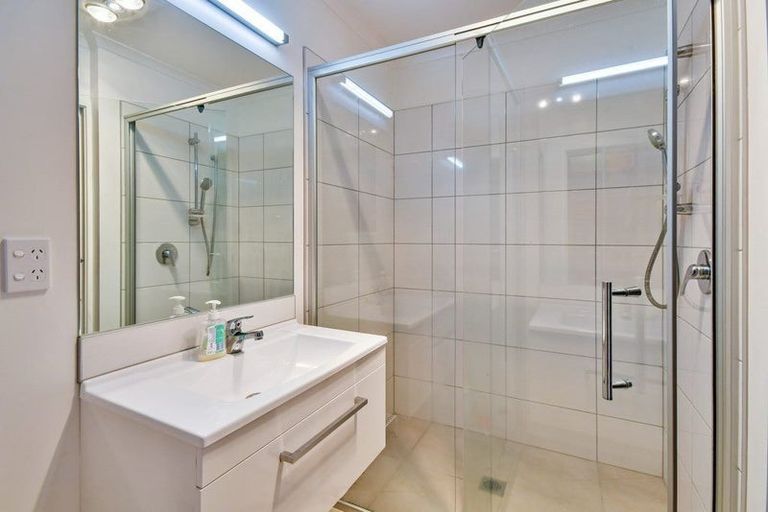 Photo of property in 12 Theobald Street, Pokeno, 2402