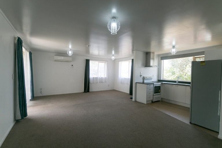 Photo of property in 56 Ruze Vida Drive, Massey, Auckland, 0614